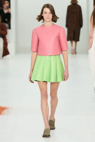 Look 38